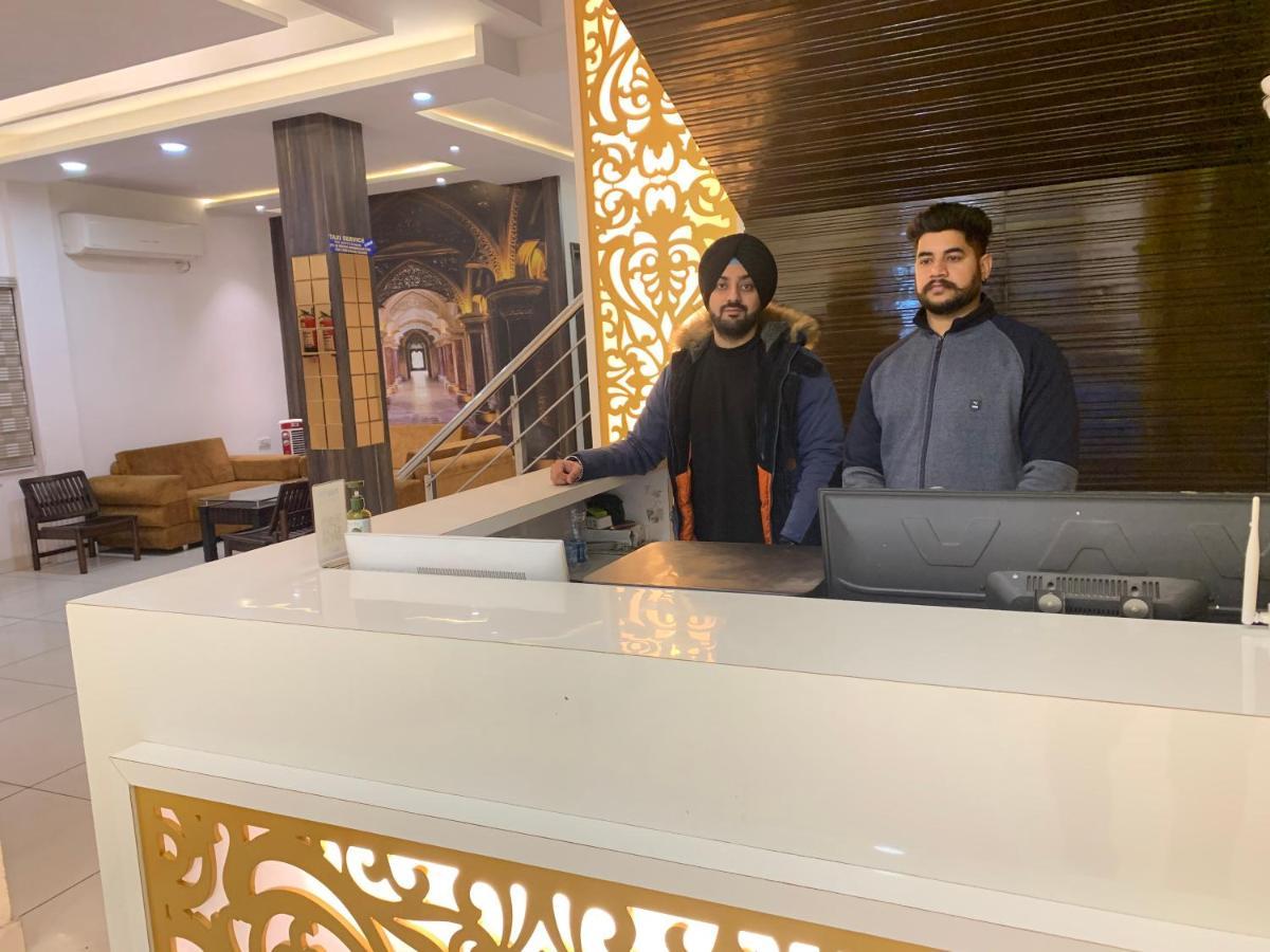 Hotel Sb Residency Amritsar Exterior photo